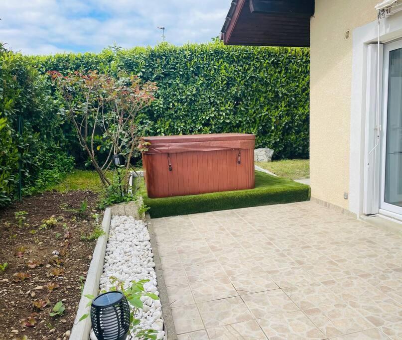 Maison Time Break Jacuzzi - 4 Etoiles Thonon-les-Bains Esterno foto