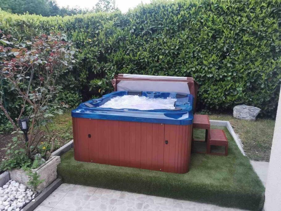Maison Time Break Jacuzzi - 4 Etoiles Thonon-les-Bains Esterno foto